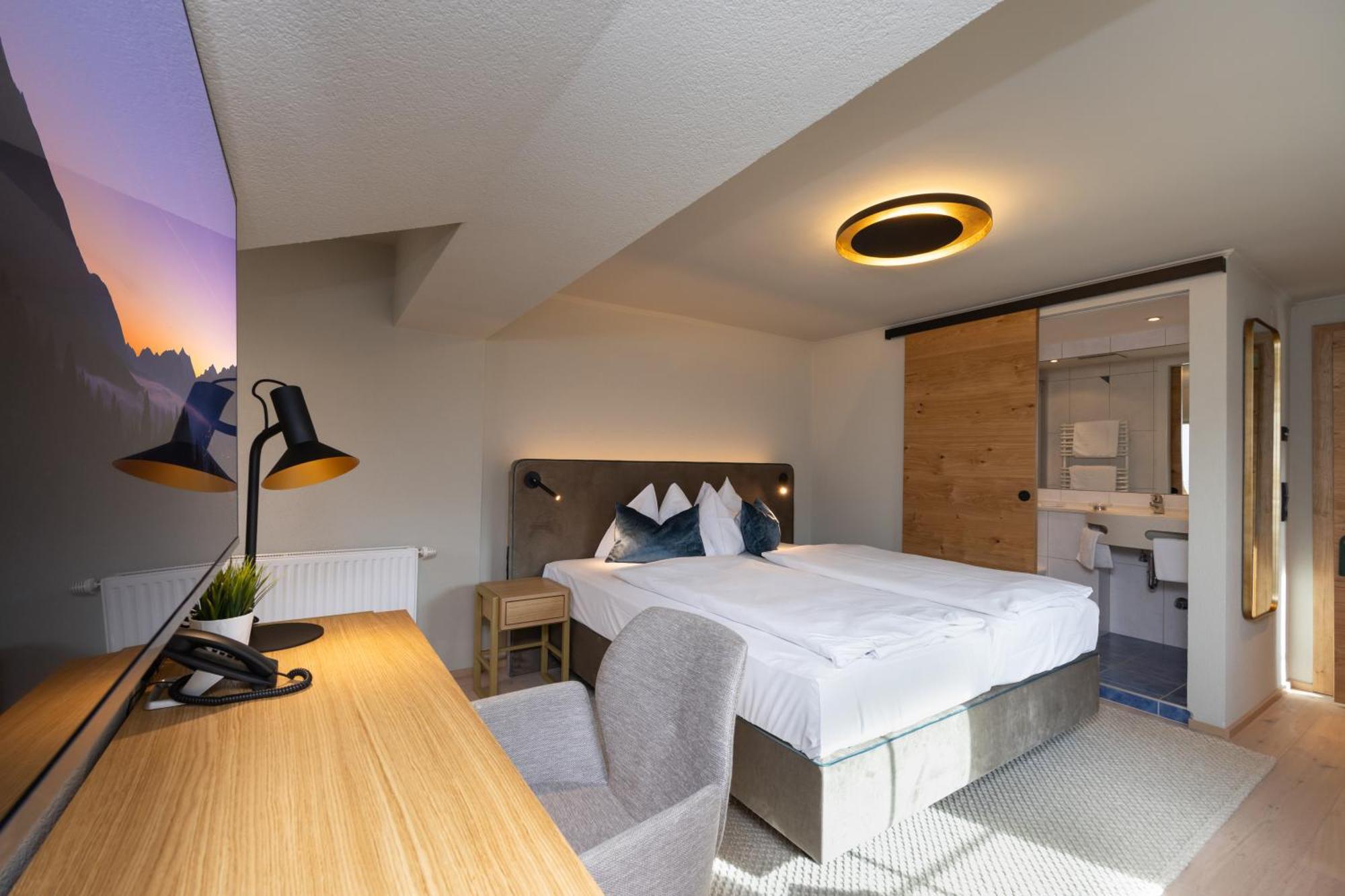 Hotel Zum Mohren รอยท์เทอ ภายนอก รูปภาพ