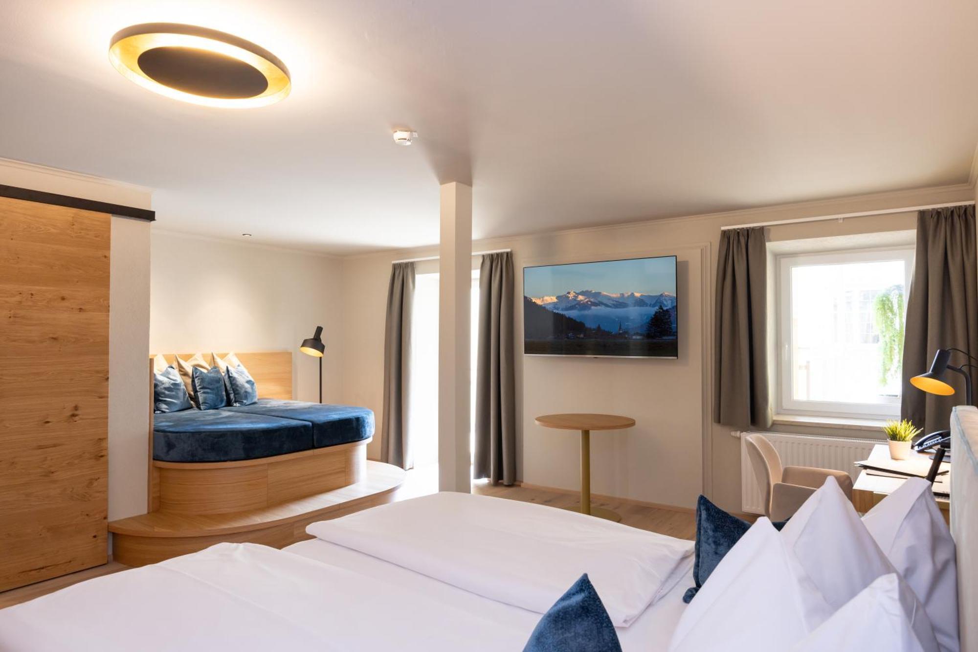 Hotel Zum Mohren รอยท์เทอ ภายนอก รูปภาพ