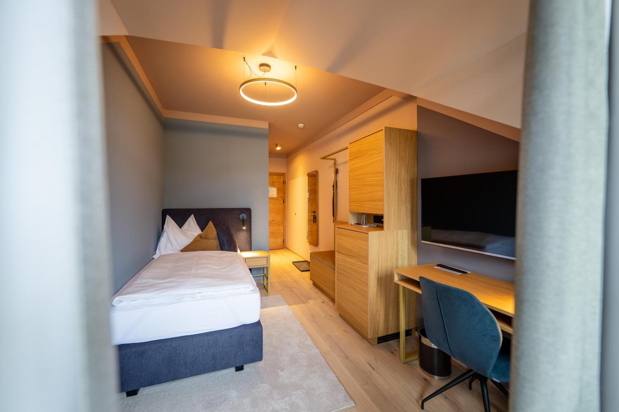 Hotel Zum Mohren รอยท์เทอ ภายนอก รูปภาพ